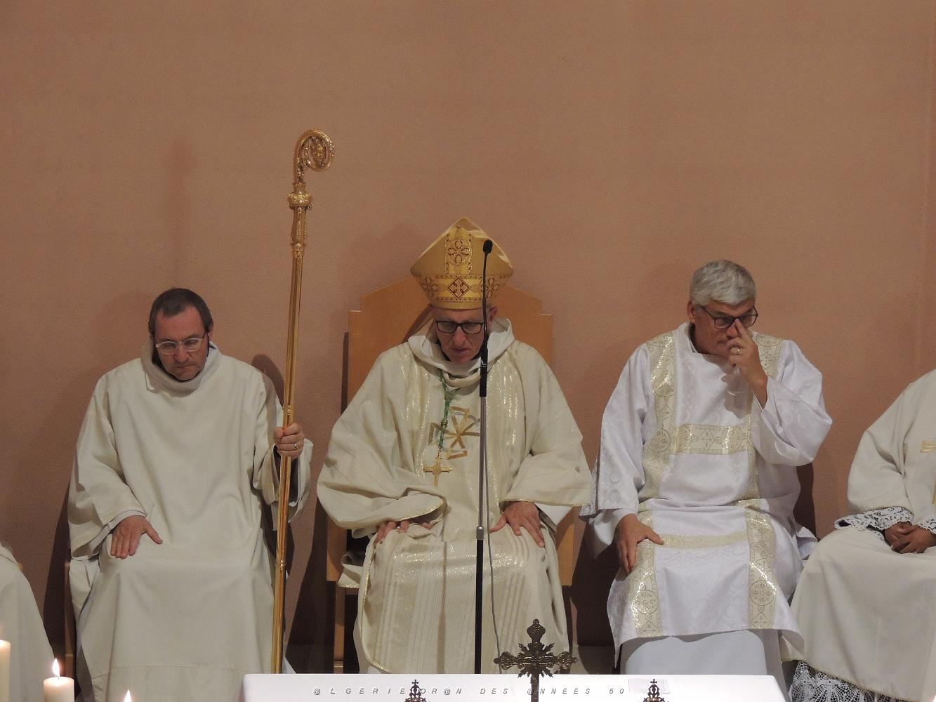 2022 10 10 SIX-FOURS HOMMAGE A NOTRE DAME D AFRIQUE (57).JPG -           